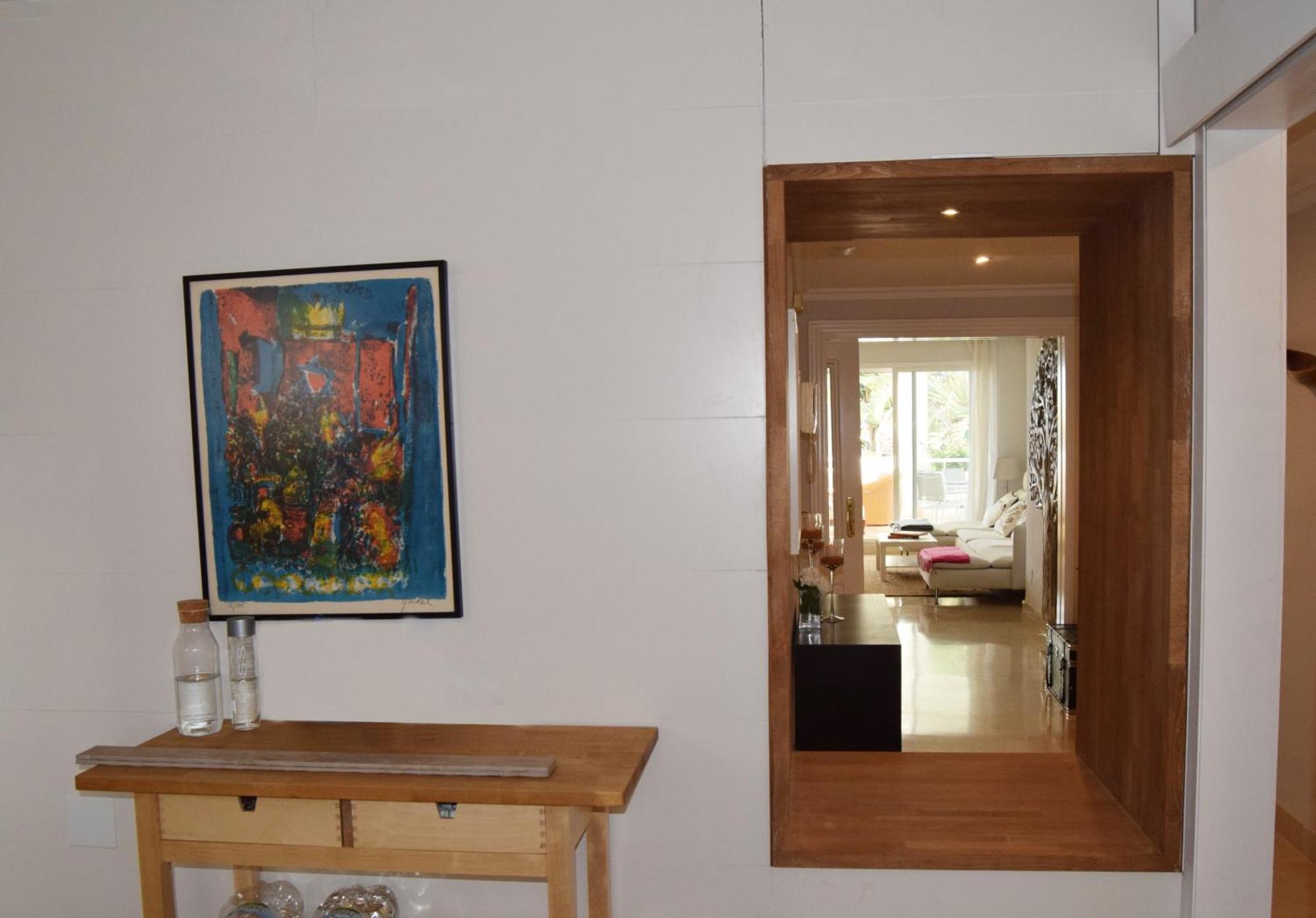 Appartamento Spacious In Sea View & Shared Pool Marbella