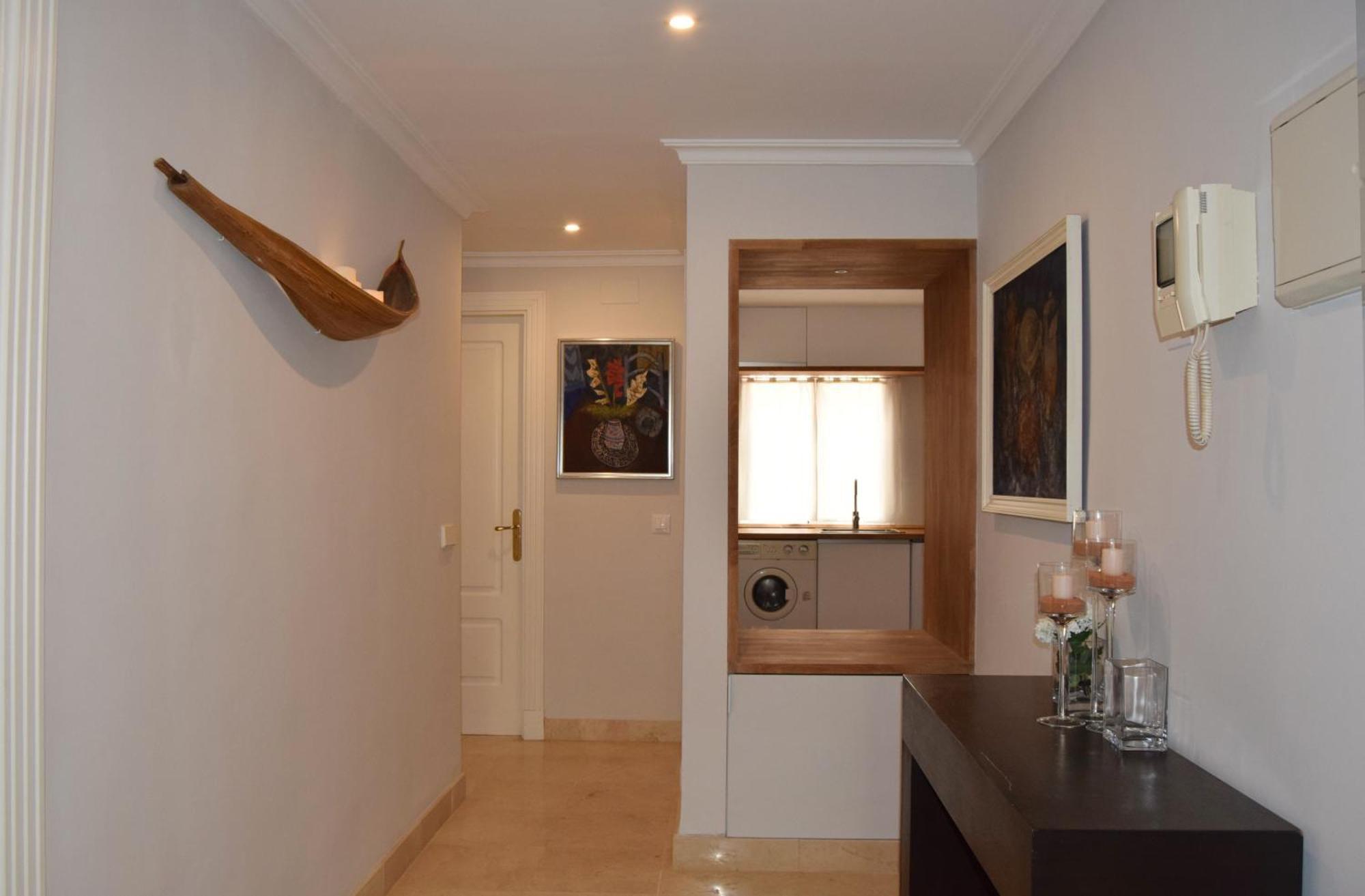 Appartamento Spacious In Sea View & Shared Pool Marbella