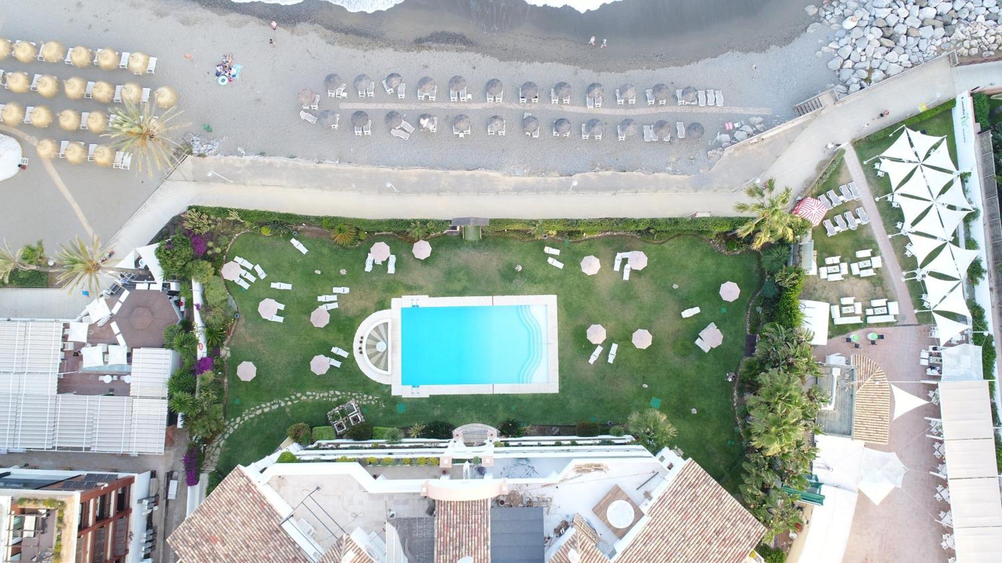 Spacious In Sea View & Shared Pool Marbella