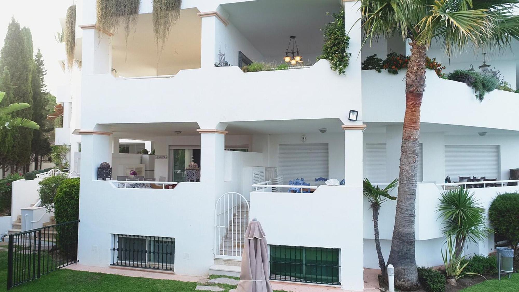 Apartament Spacious In Sea View & Shared Pool *