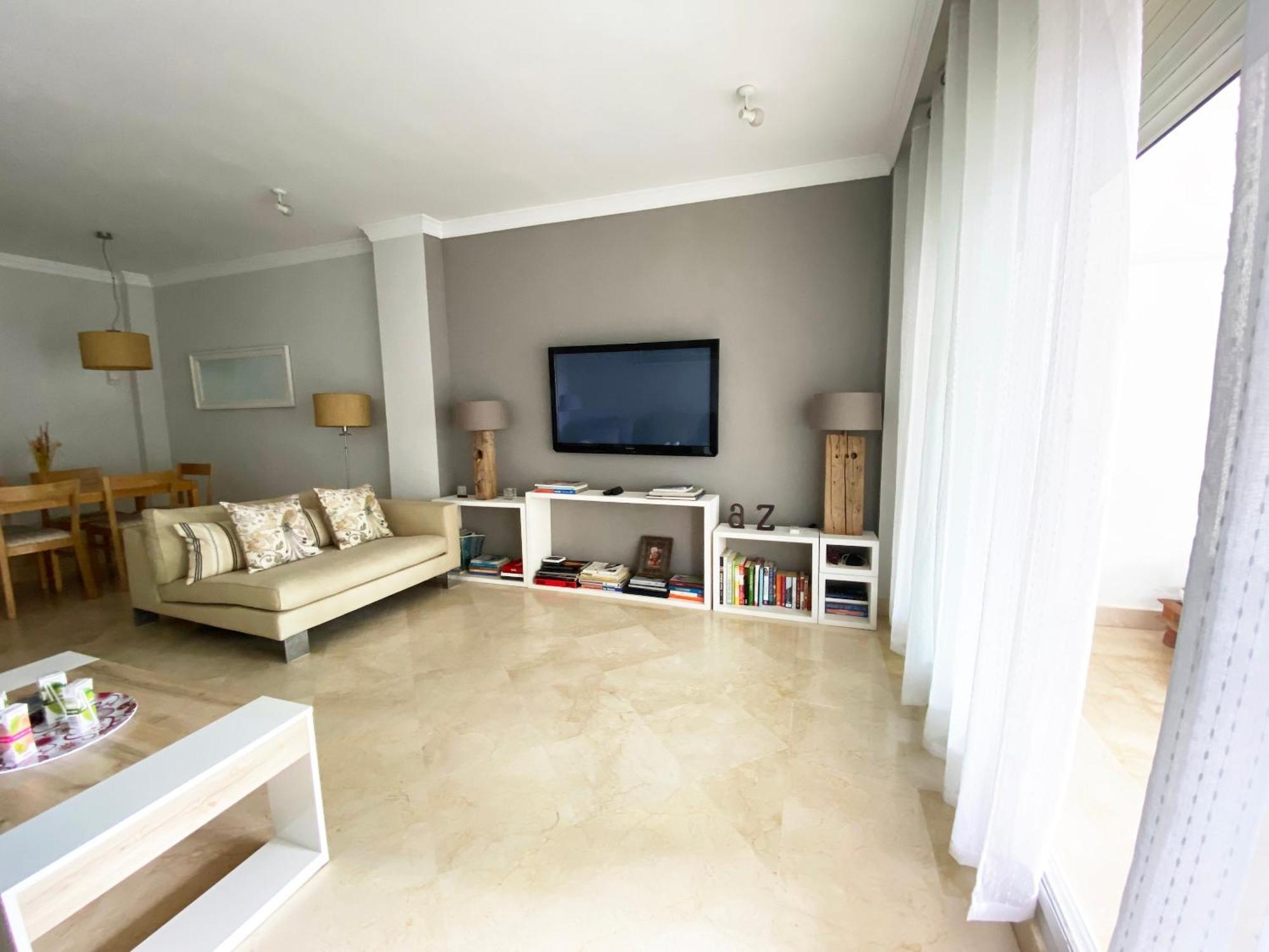 Spacious In Sea View & Shared Pool Marbella